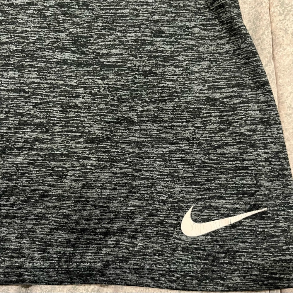 Nike Dri-Fit Women's Charcoal Heather Short Sleeve Tee - Picture 2 of 6